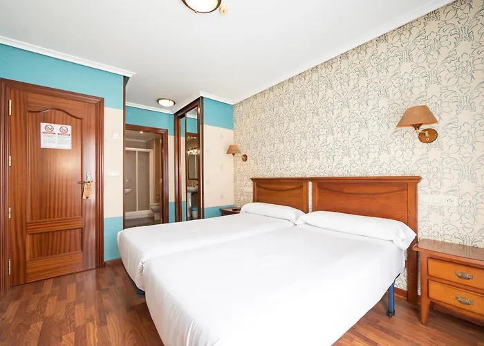 Hotel Puerto De Candas