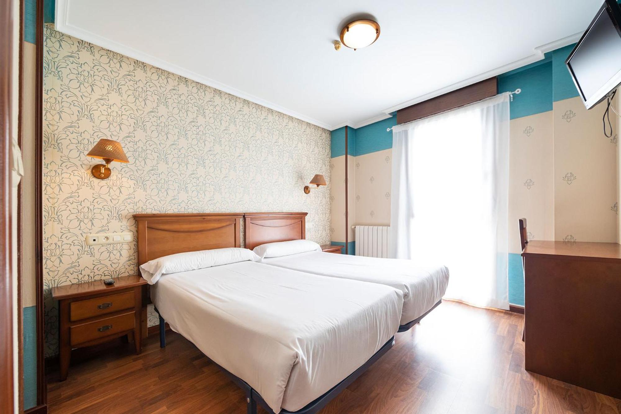 Hotel Puerto De 2*