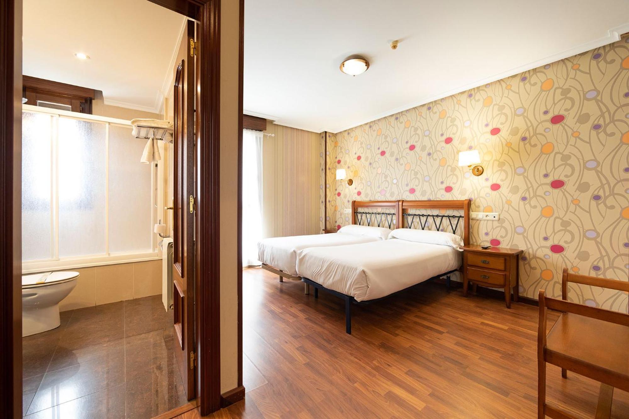 Puerto De Hotel Candás