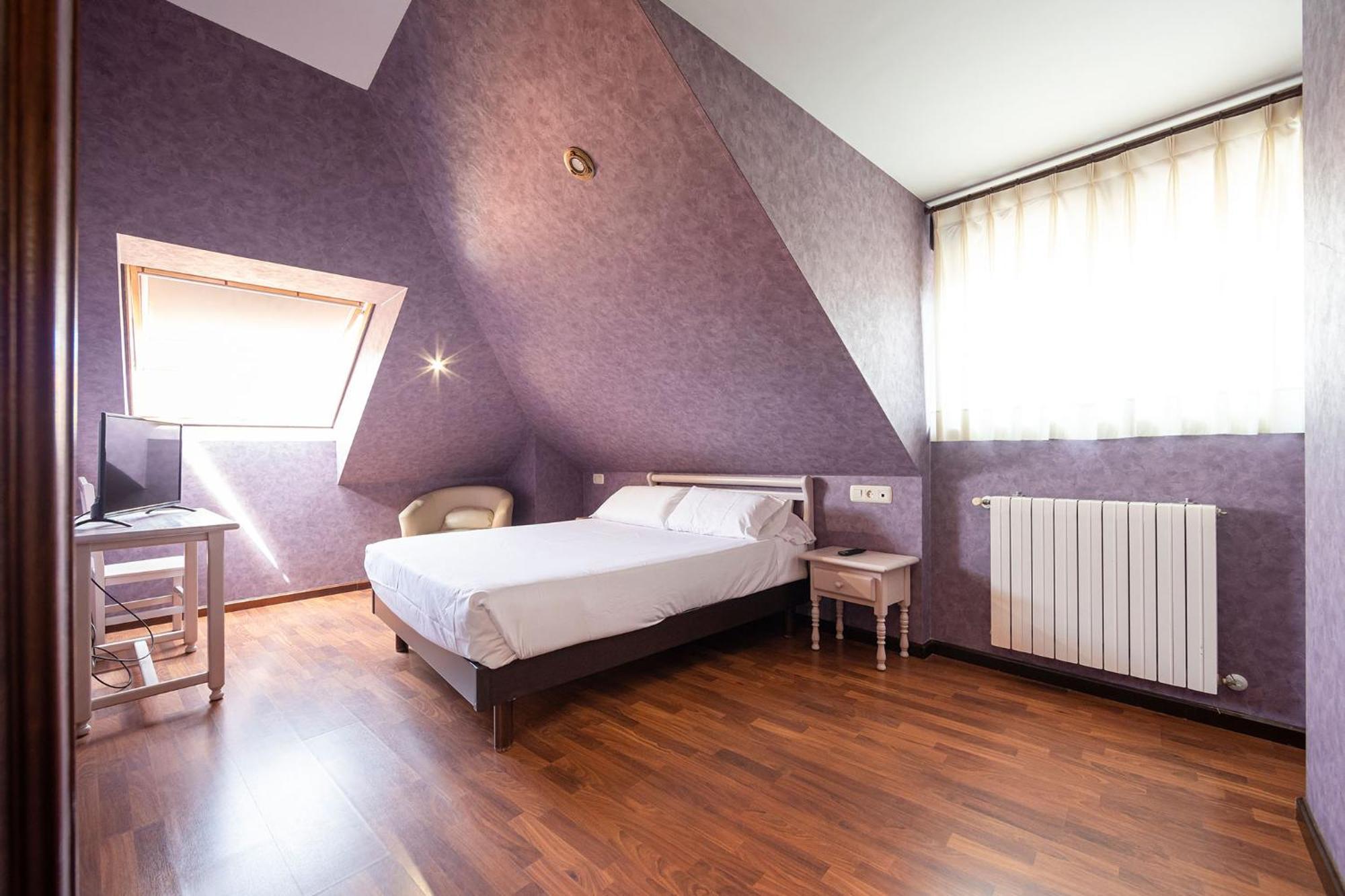 Hotel Puerto De Candás