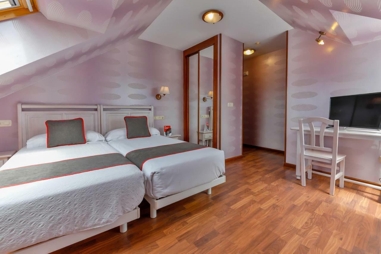Hotel Puerto De Candás